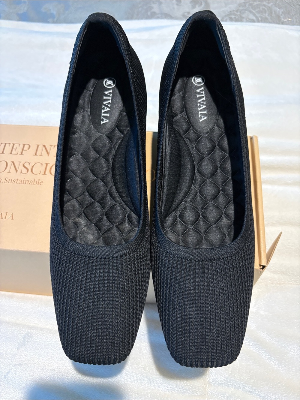 Vivaia Women's Black Knit wedge
